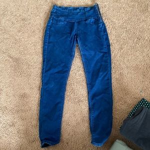 YMI Slim-hers jeans size 2 dark blue